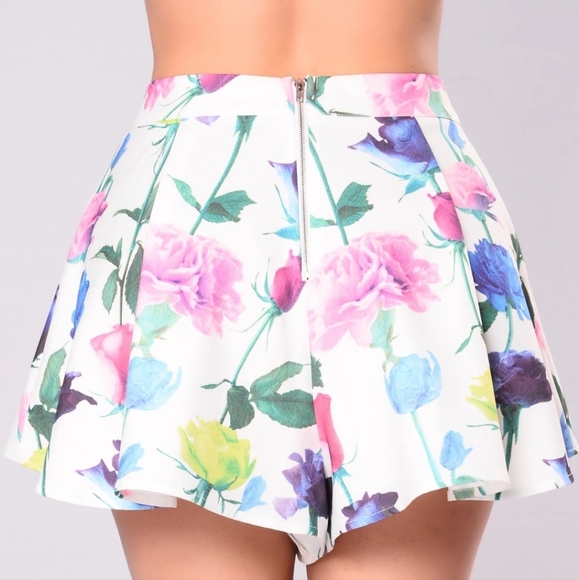 Floral set - Picture 3 of 7